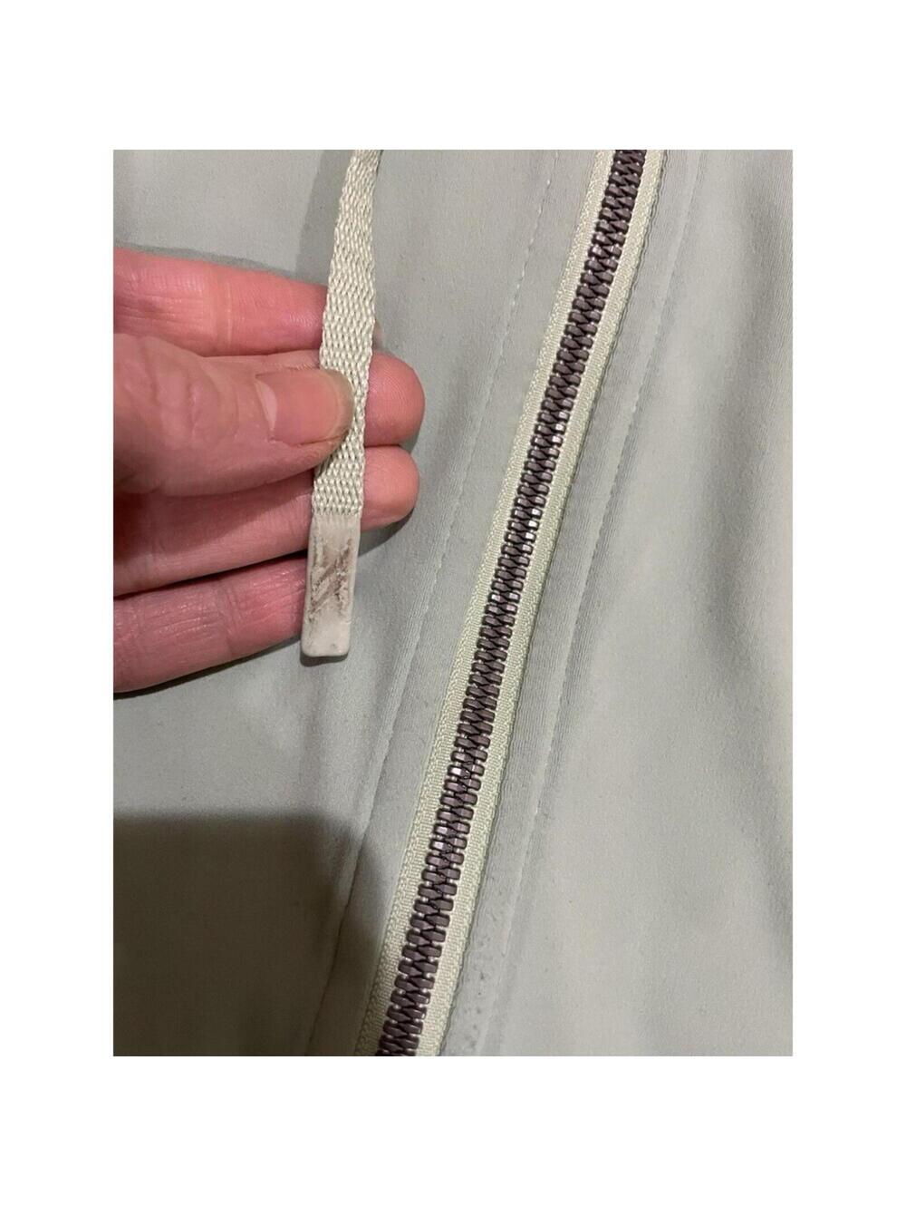 Lululemon Nulu Hooded Define Jacket Pastel Green Size 4 Full Zip - Picture 3 of 14